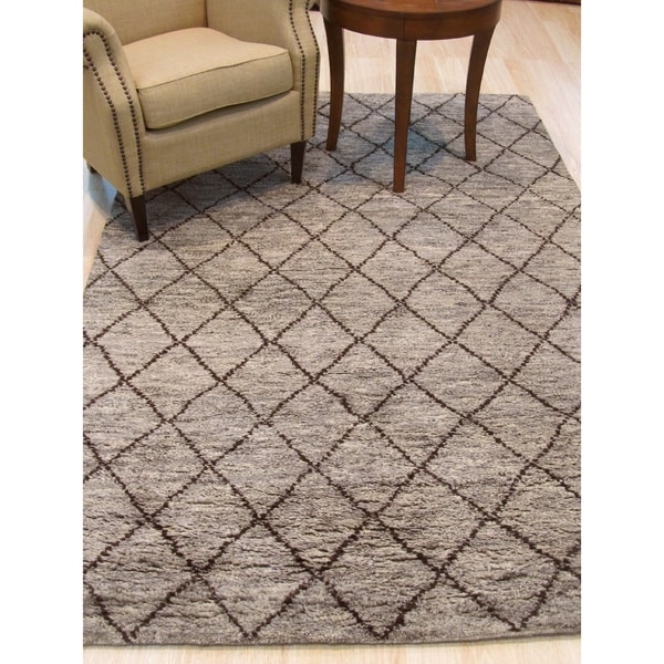 Hand-knotted Wool Gray Transitional Trellis Moroccan Rug - 8' x 10'