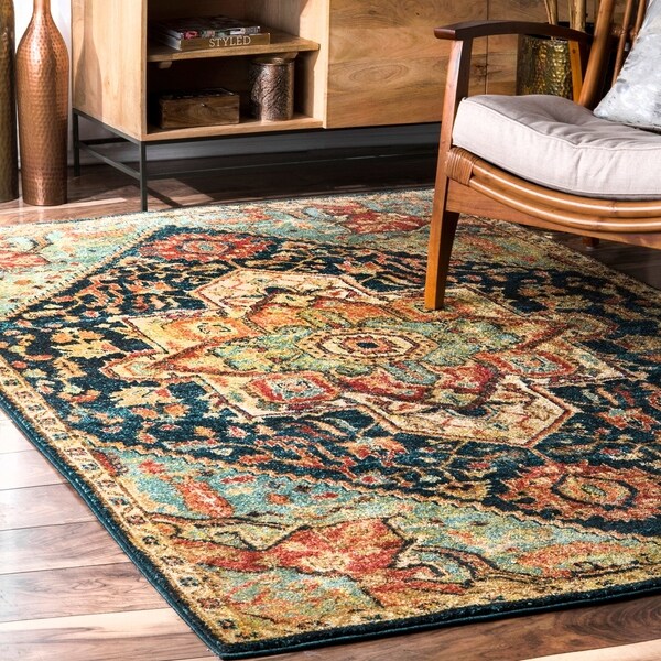 nuLOOM Green Traditional Vintage Tribal Floret Medallion Area Rug