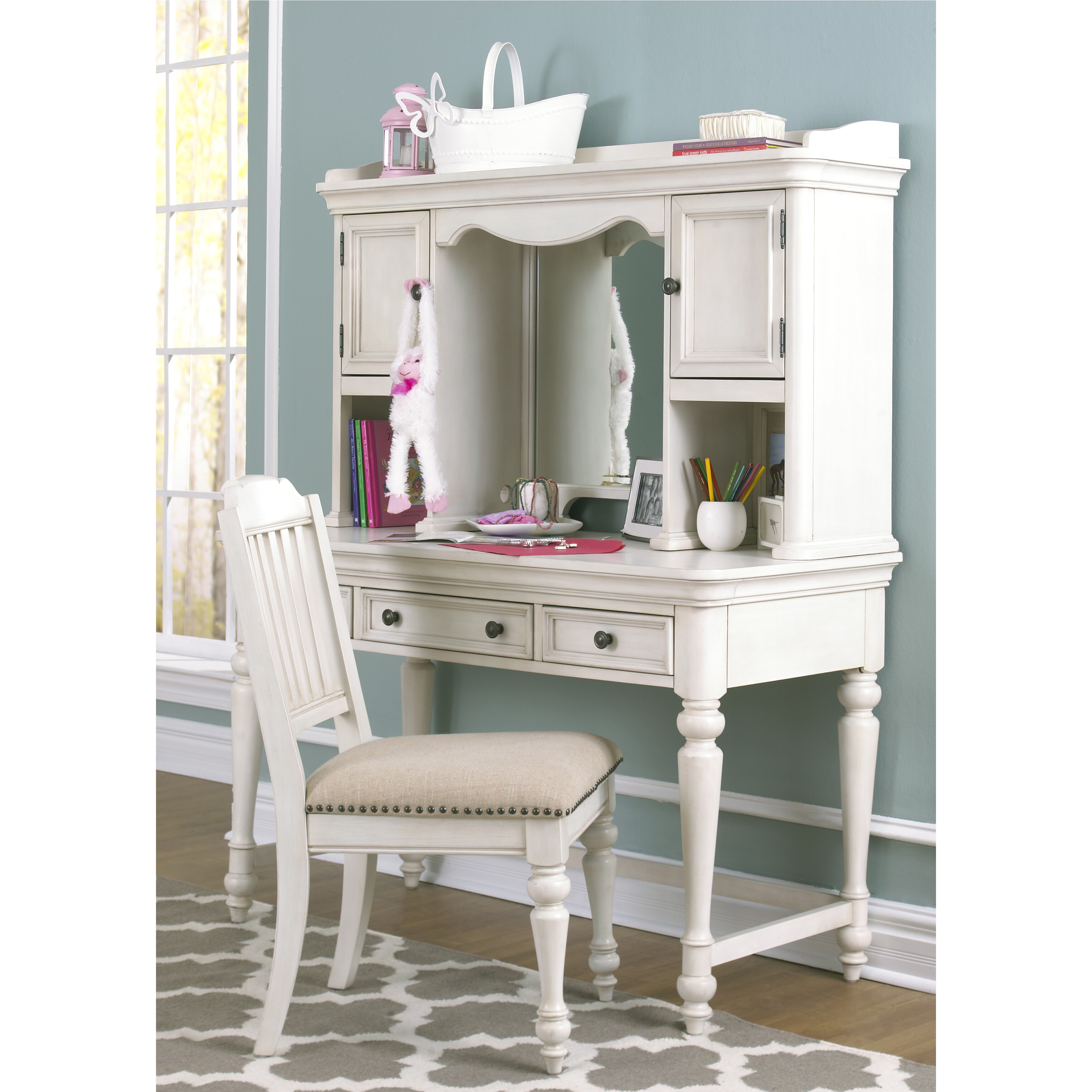 Shop Pulaski Madison Youth Desk With Hutch And Chair Overstock