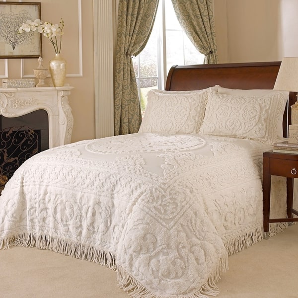 Copper Grove Villach White Tufted Cotton Chenille King/ Cal-King Size Duvet  Cover Set (As Is Item) - Bed Bath & Beyond - 28115898