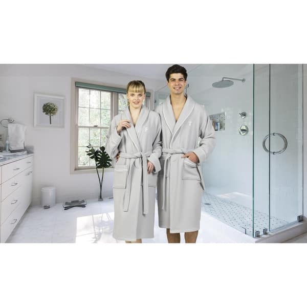 https://ak1.ostkcdn.com/images/products/17412798/Authentic-Hotel-and-Spa-Light-Grey-Unisex-Turkish-Cotton-Waffle-Weave-Terry-Bath-Robe-with-White-Block-Monogram-419b6c6b-5fb1-41fa-a6b8-655c79418503_600.jpg?impolicy=medium