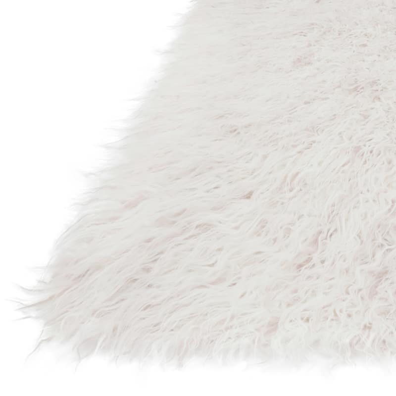 Alexander Home Faux Sheepskin Textured Shag Rug
