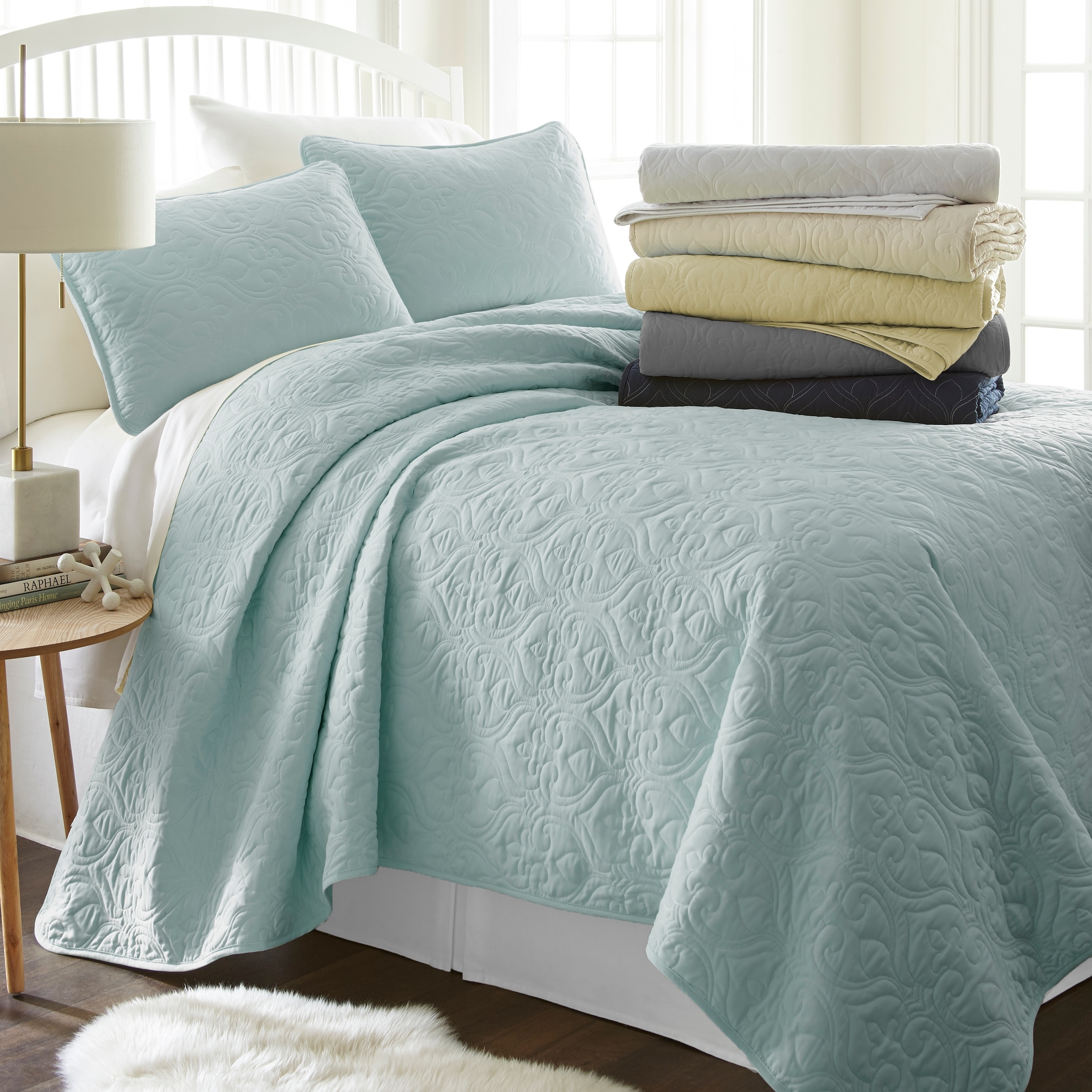 Merit Linens Premium Ultra Soft Damask Pattern Quilted Coverlet Set Merit Linens Premium Ultra Soft Damask Pattern Quilted Coverlet Set