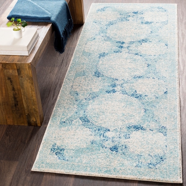 Amelia Distressed Vintage Medallion Blue Runner - 2'7" x 7'3" Runner