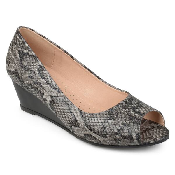 Shop Journee Collection Women S Chaz Peep Toe Comfort Sole