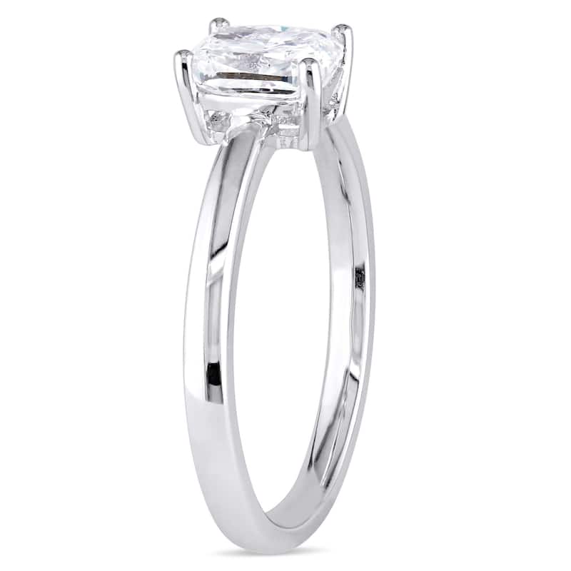 Miadora Signature Collection 14k White Gold 1ct TDW Cushion-Cut Diamond Solitaire Engagement Ring