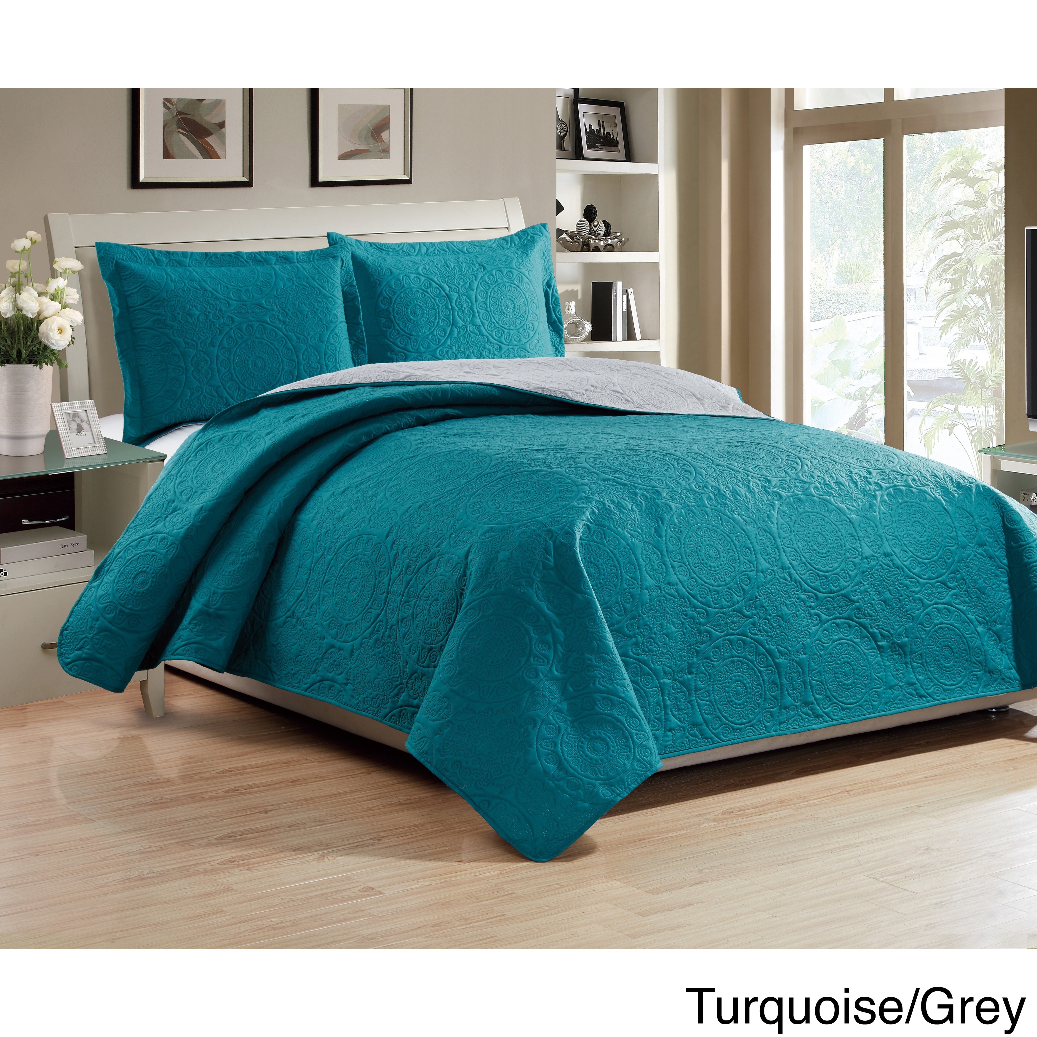 Pinsonic Quilted Austin Oversize Bedspread Coverlet 3-piece Set Turquoise