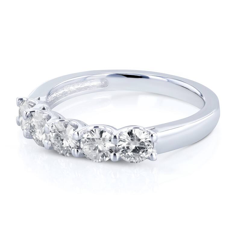 Annello by Kobelli 14k White Gold 4/5ct TGW Round Near Colorless Moissanite Wedding Band