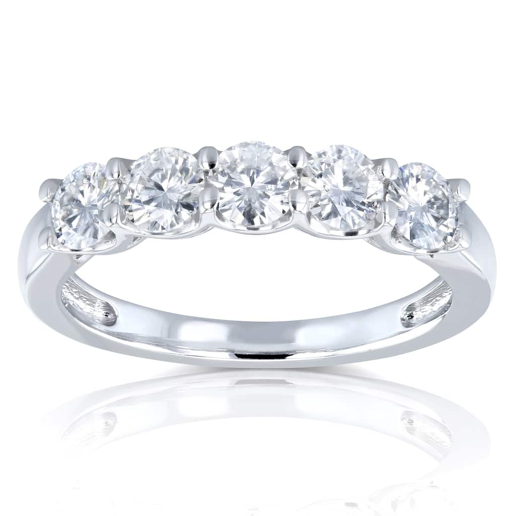 Annello by Kobelli 14k White Gold 4/5ct TGW Round Near Colorless Moissanite Wedding Band
