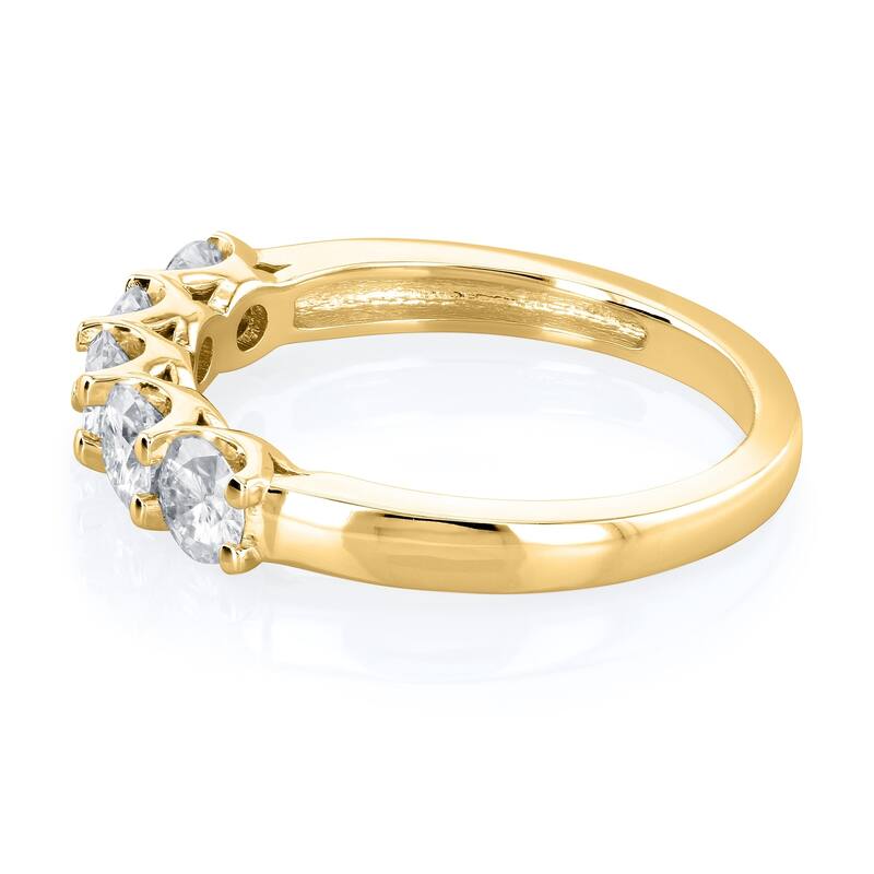Annello by Kobelli 14k Yellow Gold 4/5ct TGW Round Moissanite Wedding Band (DEF/VS)