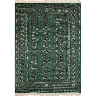 eCarpetGallery Hand-Knotted Peshawar Bokhara Green Wool Rug (4'3 x 6'1)