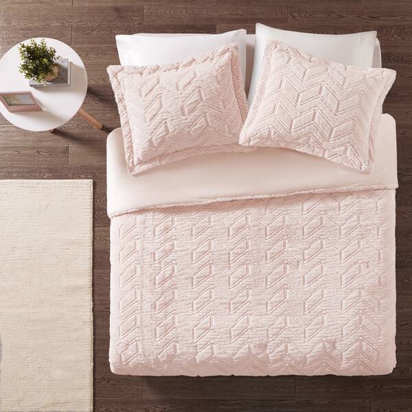 Shop Intelligent Design Kylie Pink Embroidered Chevron Ultra Plush