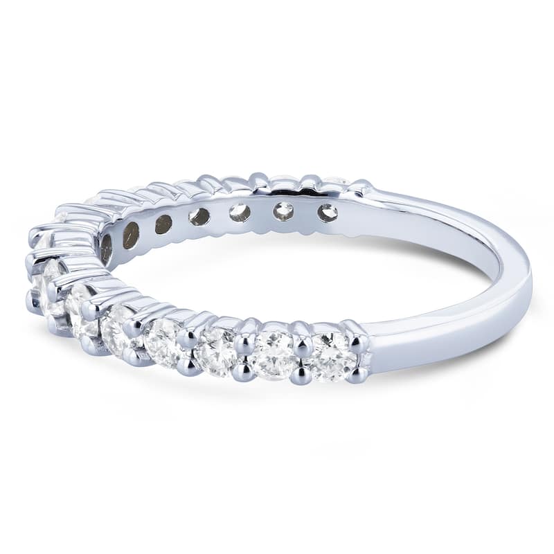 Annello by Kobelli 14k White Gold 3/4 Carat TDW Graduated Diamonds Wedding Band