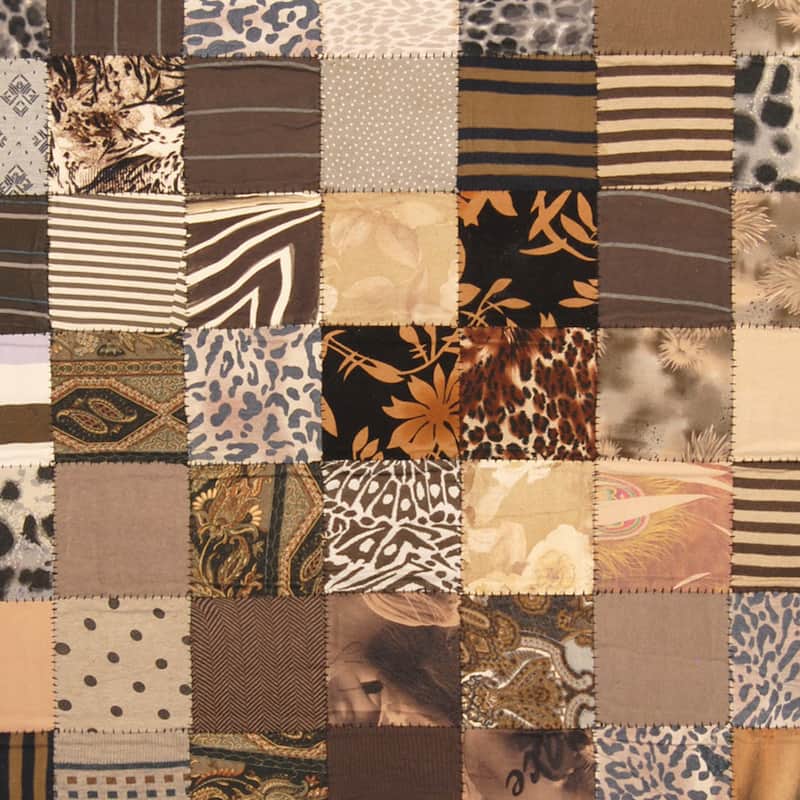 Handmade One-of-a-Kind Memory Foam Cotton Patchwork Rug (India) - 5'4 x 7'6