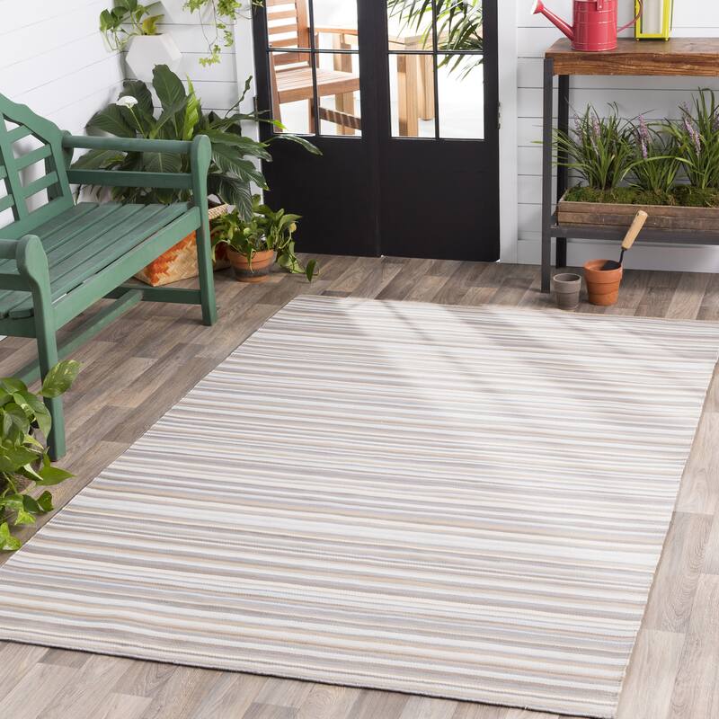 Giornico Classic Striped Indoor/ Outdoor Area Rug - 5' x 7'6"