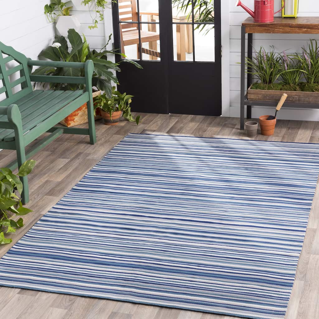 Giornico Classic Striped Indoor/ Outdoor Area Rug - 5' x 7'6"