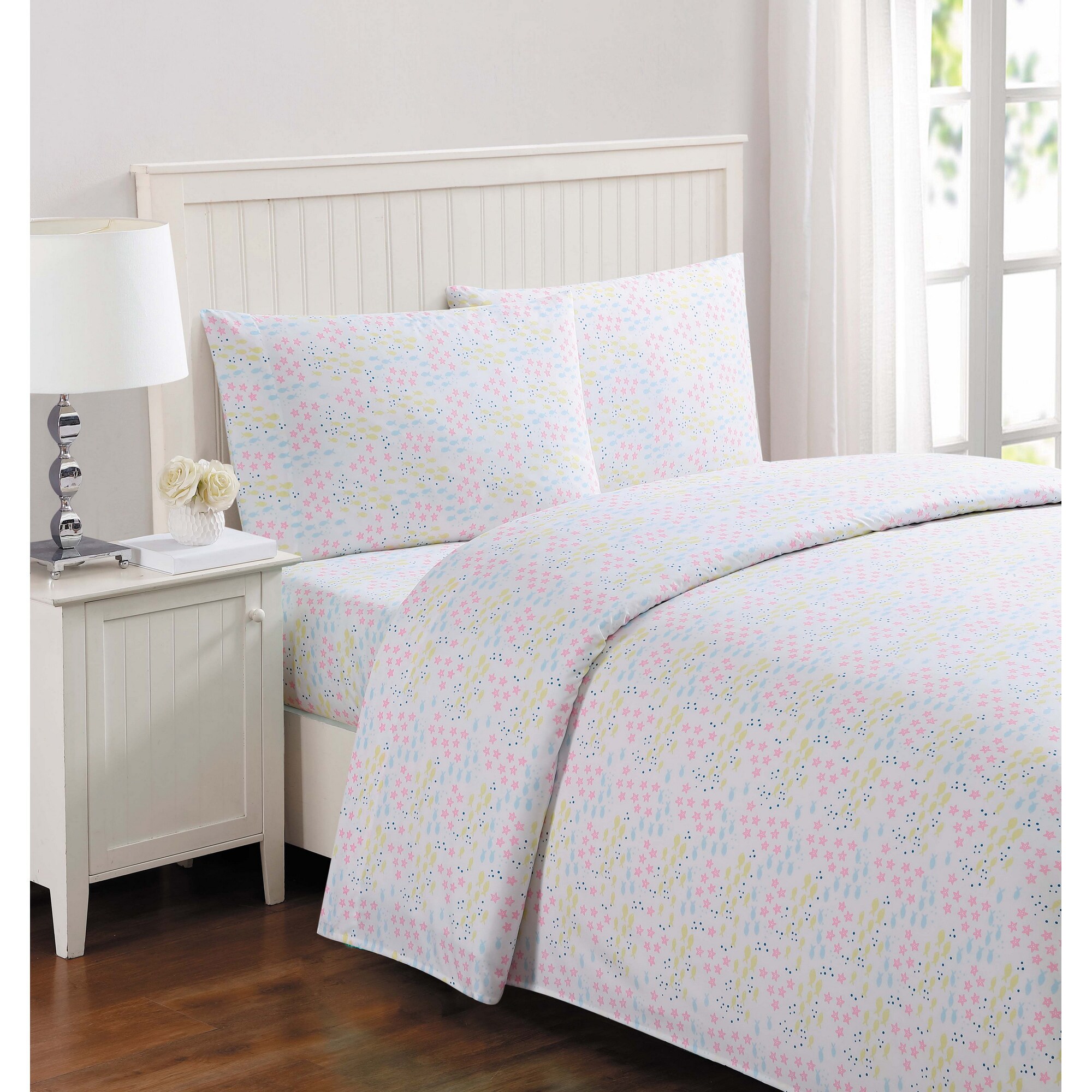 laura hart comforter