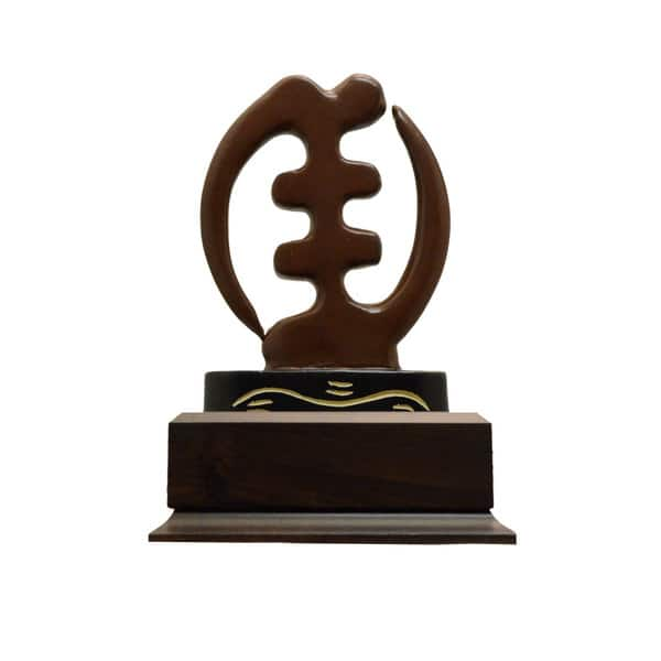 https://ak1.ostkcdn.com/images/products/17740128/Handcrafted-Multicultural-Trophy-Recognition-Award-Gye-Nyame-Ghana-5cd75325-9e5d-414d-8101-72e52e2a29f5_600.jpg?impolicy=medium