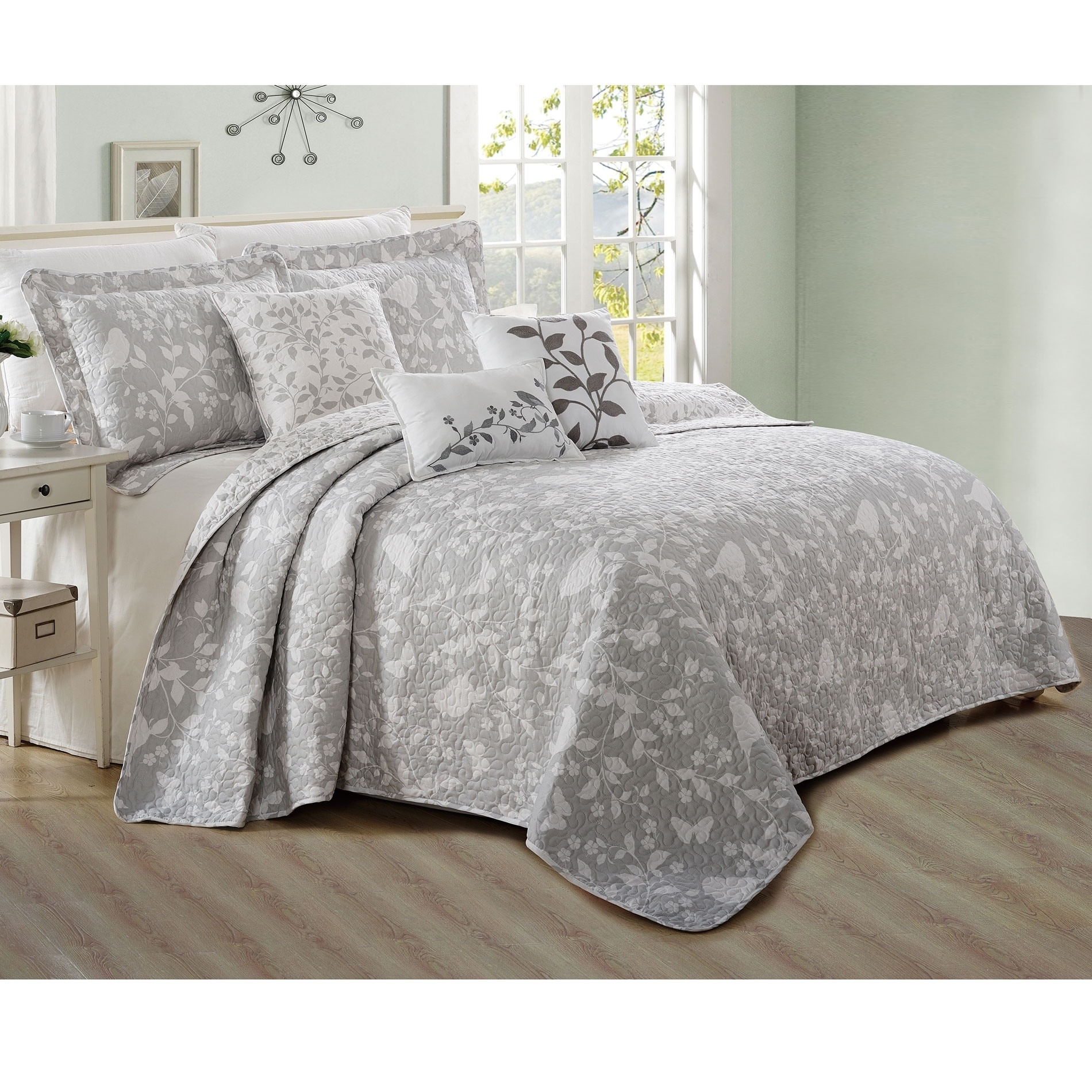 coverlet quilt bedding