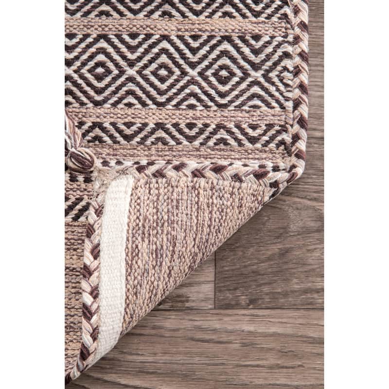 Nuloom Contemporary Flatweave Handmade Diamond Bands Solid Area Rug