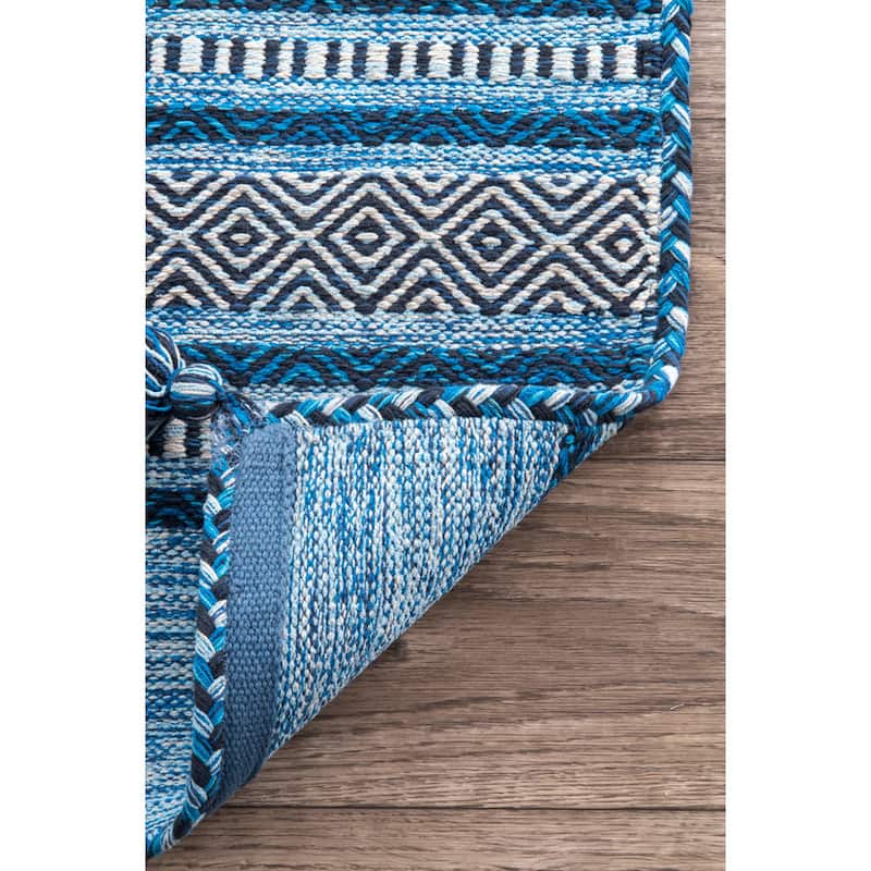 Nuloom Contemporary Flatweave Handmade Diamond Bands Solid Area Rug
