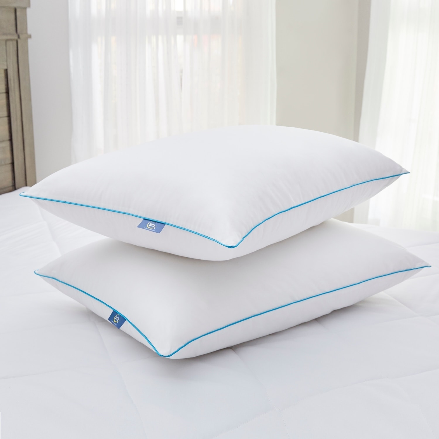 2 Pack Memory Foam Bed Pillows Serta Cooling Gel **FREE SHIPPING**