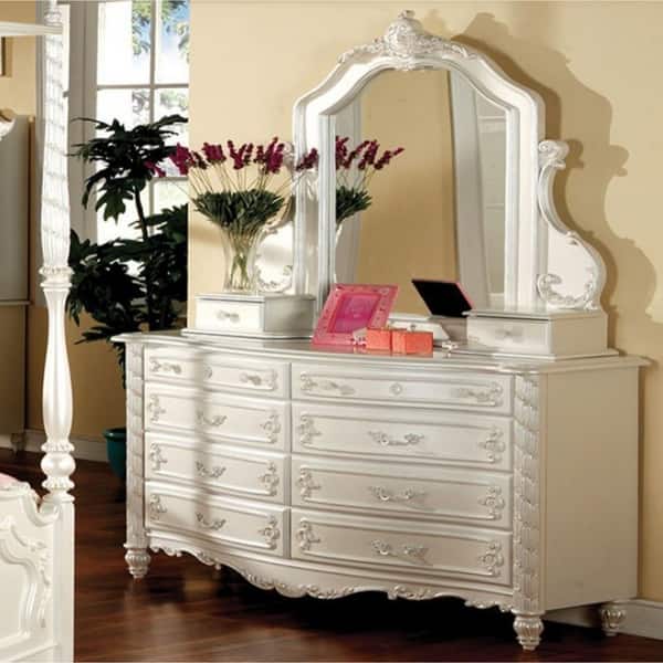 Pristine Fairy Tale Style Dresser, Pearl White Pristine Fairy Tale Style Dresser, Pearl White