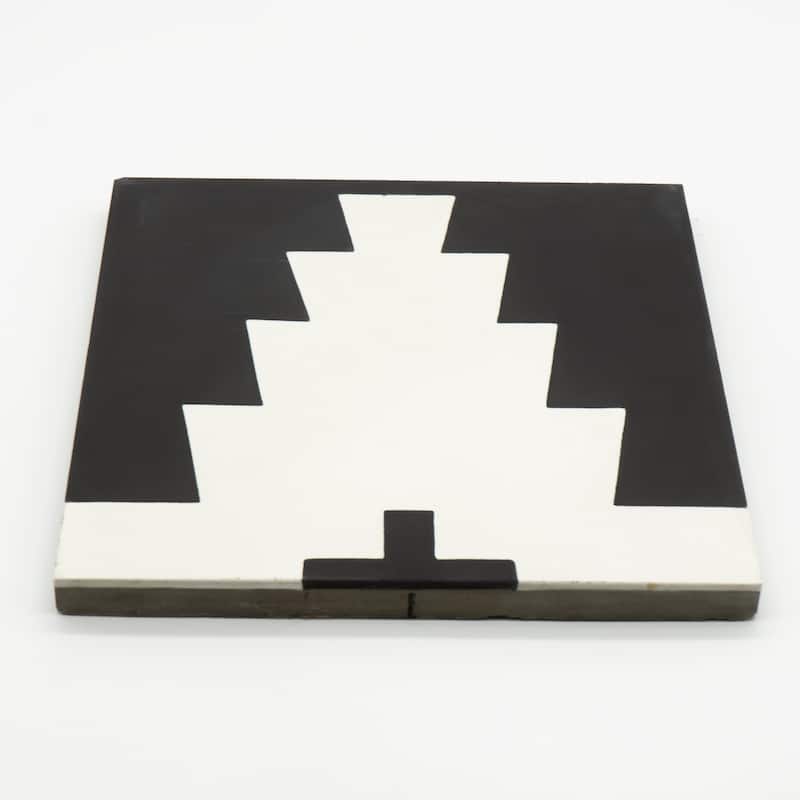 Handmade Midar in Black and White Tile (Morocco)