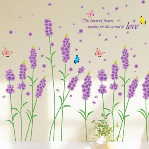 Nhãn dán tường hoa lavender là một sản phẩm trang trí đang được ưa chuộng hiện nay. Với chất liệu bền đẹp và dễ dàng sử dụng, bạn có thể tạo ra một không gian sống động và lãng mạn cho phòng ngủ hay phòng khách của mình.