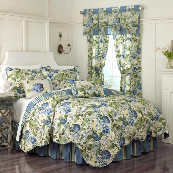 Waverly Floral Flourish Quilt Set