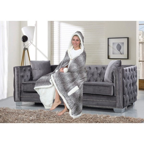 Wearable discount snuggle blanket