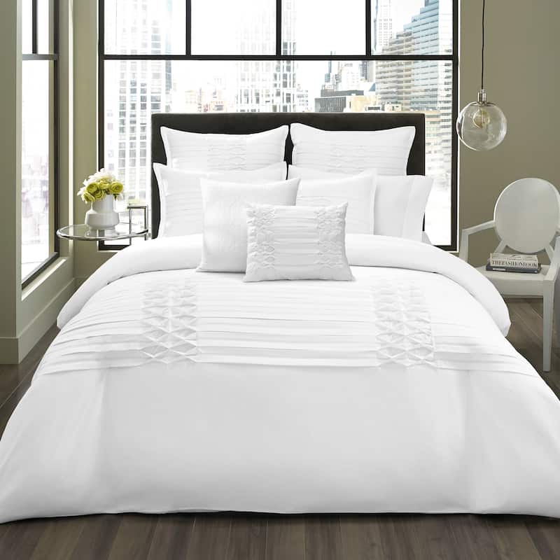 City Scene Triple Diamond Throw Pillow Set