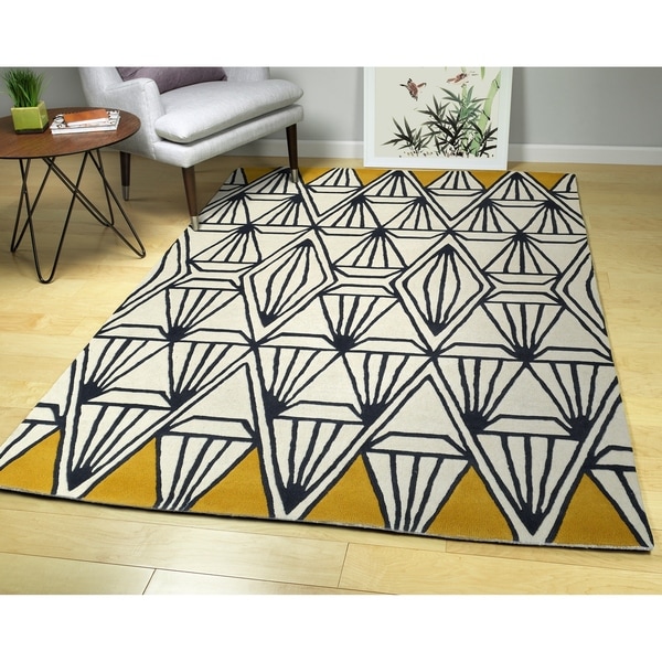Hand-Tufted Zen Ivory Wool Rug - 2' x 3'