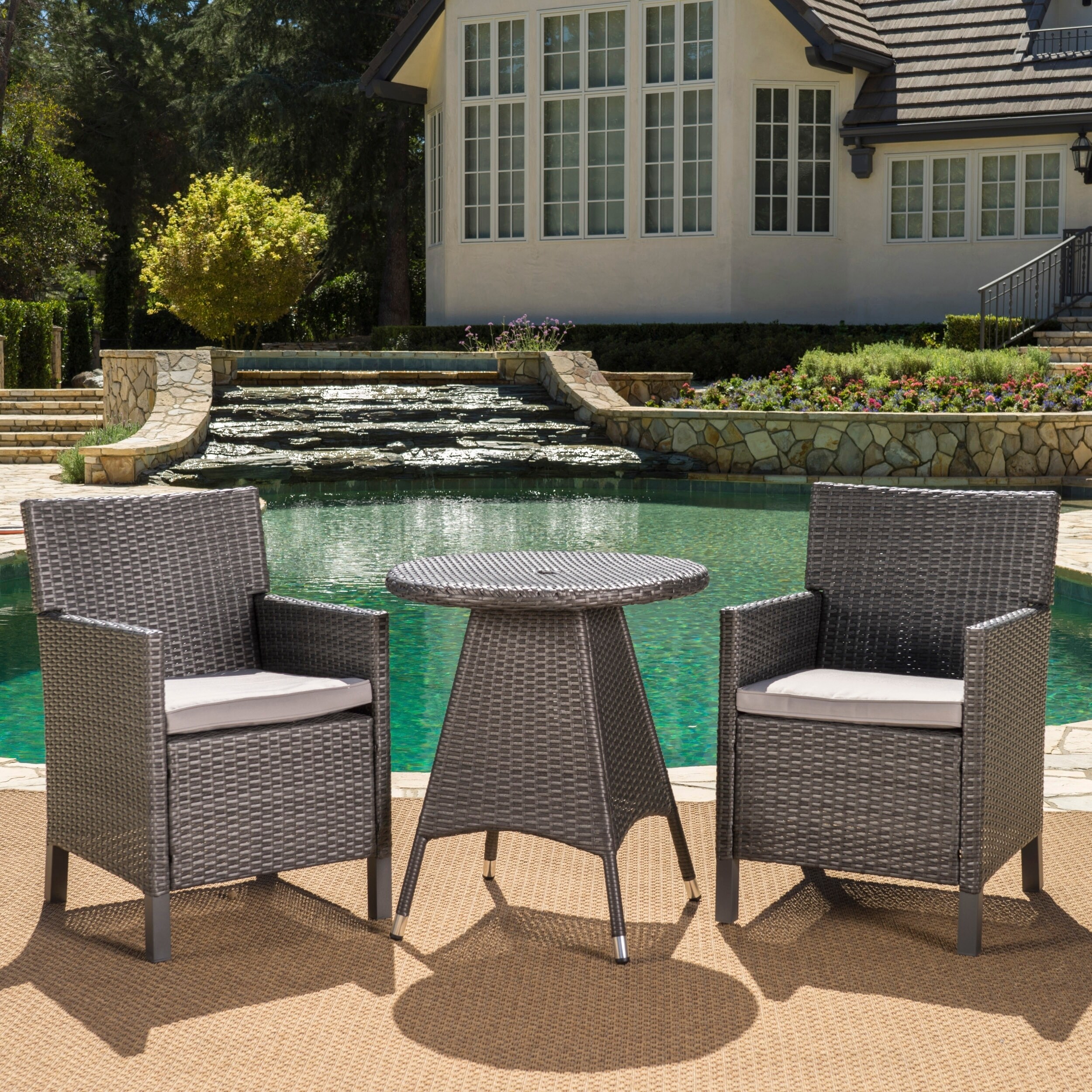 Kono 3 outlet piece patio set