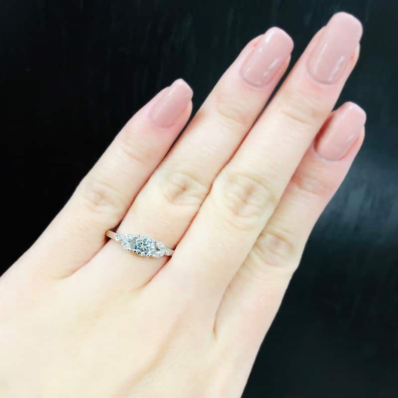 Auriya 14k Gold 1/2ctw Vintage Floral Round Diamond Engagement Ring