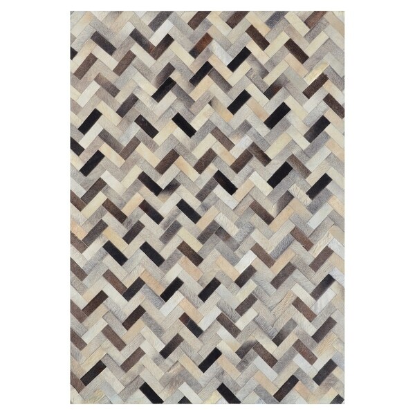 Kavka Designs Hand Sched Patchwork Chevron Grey Cowhide Rug Kavka Designs Hand Sched Patchwork Chevron Grey Cowhide Rug 5 X27 X 7