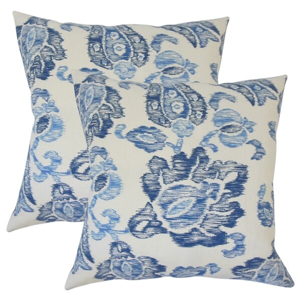 Set of 2 Kaley Ikat Throw Pillows in Indigo