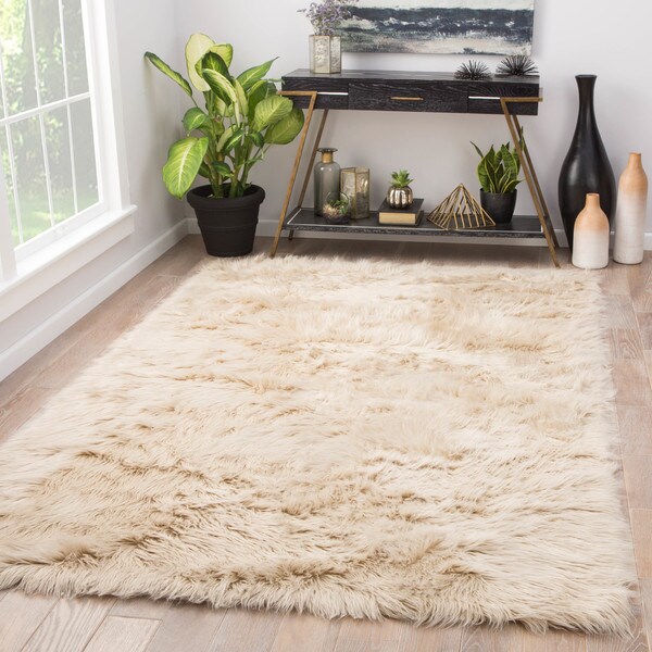 Shop Dresden Solid Cream Faux Fur Shag Area Rug (5' x 7'6) - On Sale ...