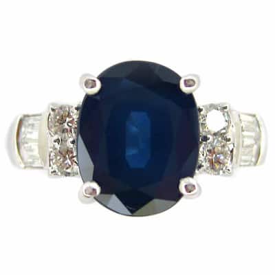 Oval Blue Sapphire & Diamonds in 18k White Gold Engagement Gemstone Ring