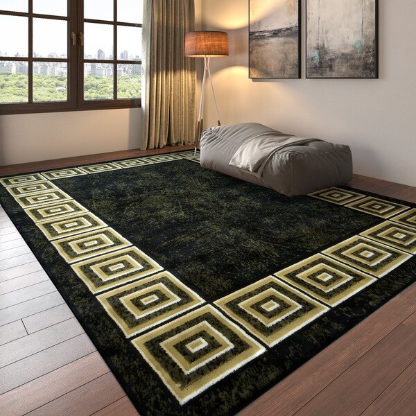 Porch & Den Hampden Tudor Arms Black Area Rug - 7'8 x 10'4