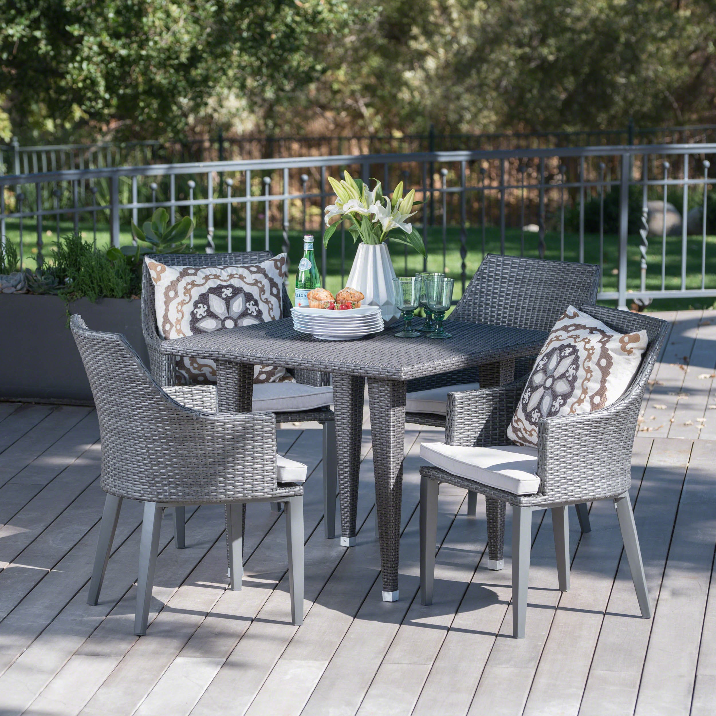 lennox 5 piece outdoor dining set with cover