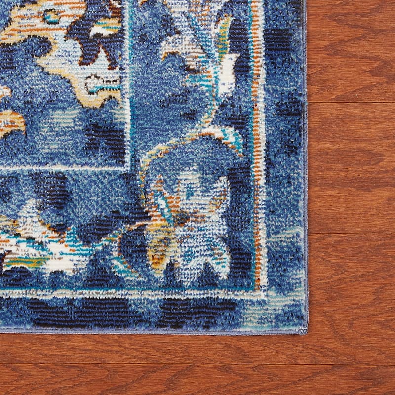 Sevita Traditional Jacobean Area Rug
