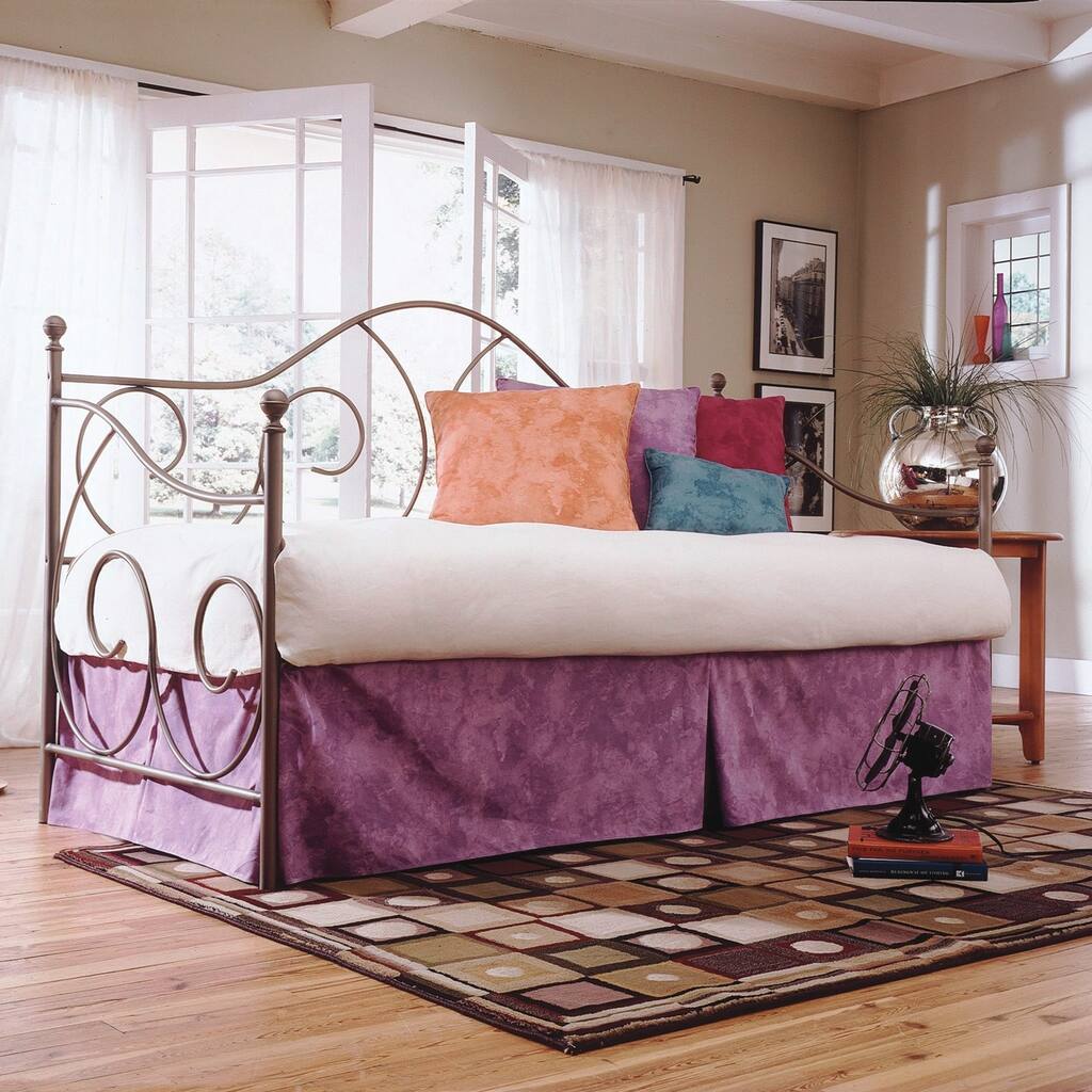 Leggett & Platt Caroline Daybed w/ Link Spring and Pop-Up Trundle