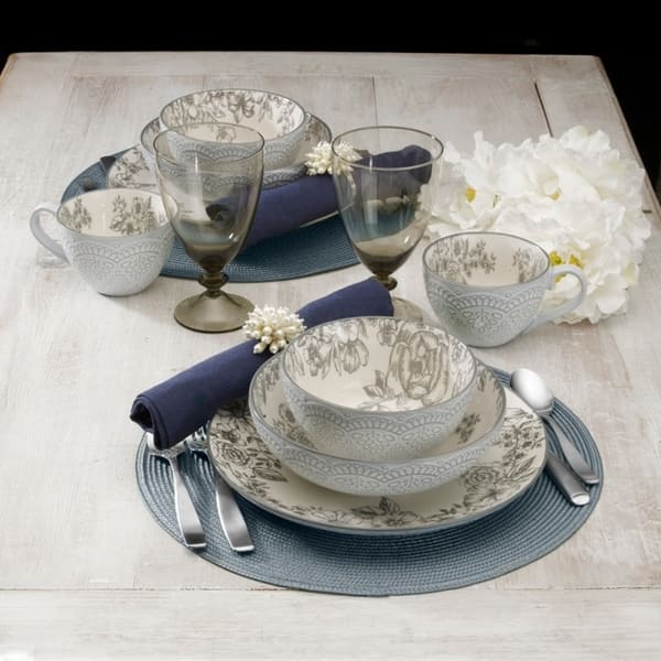 https://ak1.ostkcdn.com/images/products/18219405/Pfaltzgraff-Gabriela-Gray-16-Piece-Dinnerware-Set-361aa0f6-f0c3-4945-a057-938e04ce67b7_600.jpg?impolicy=medium