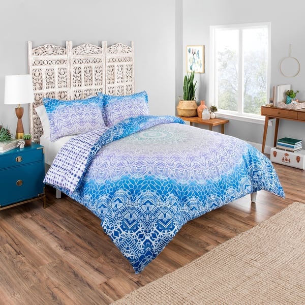 Shop Boho Boutique Sundial 3 Piece Reversible Comforter Set On