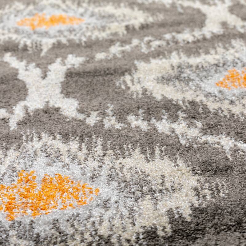 Addison Platinum Grey/Orange Moroccan Ikat Area Rug (3'3 x 5'3) - 3'3"X5'3"
