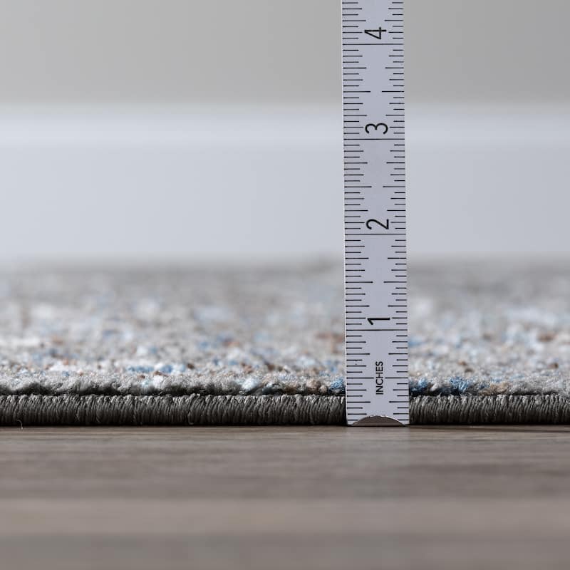 ADDISON Blair Distressed Ikat Gray/Blue Area Rug (8'2"X10') - 8'2"X10'