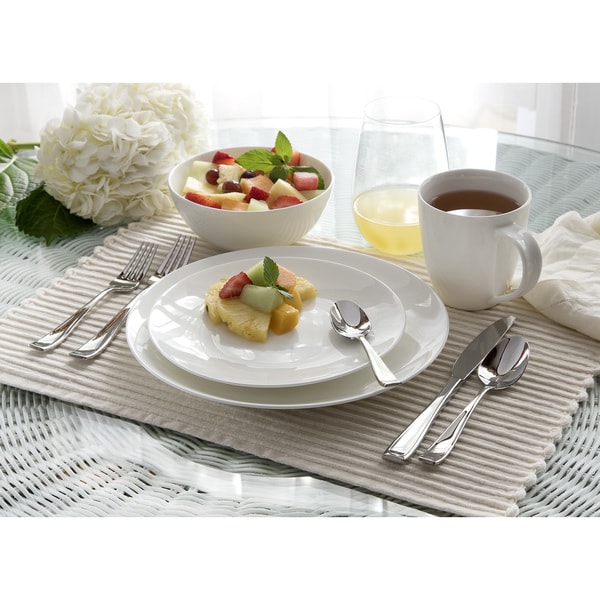 Shop Oneida Moda Coupe Porcelain 16 Or 32 Piece Dinnerware Set 