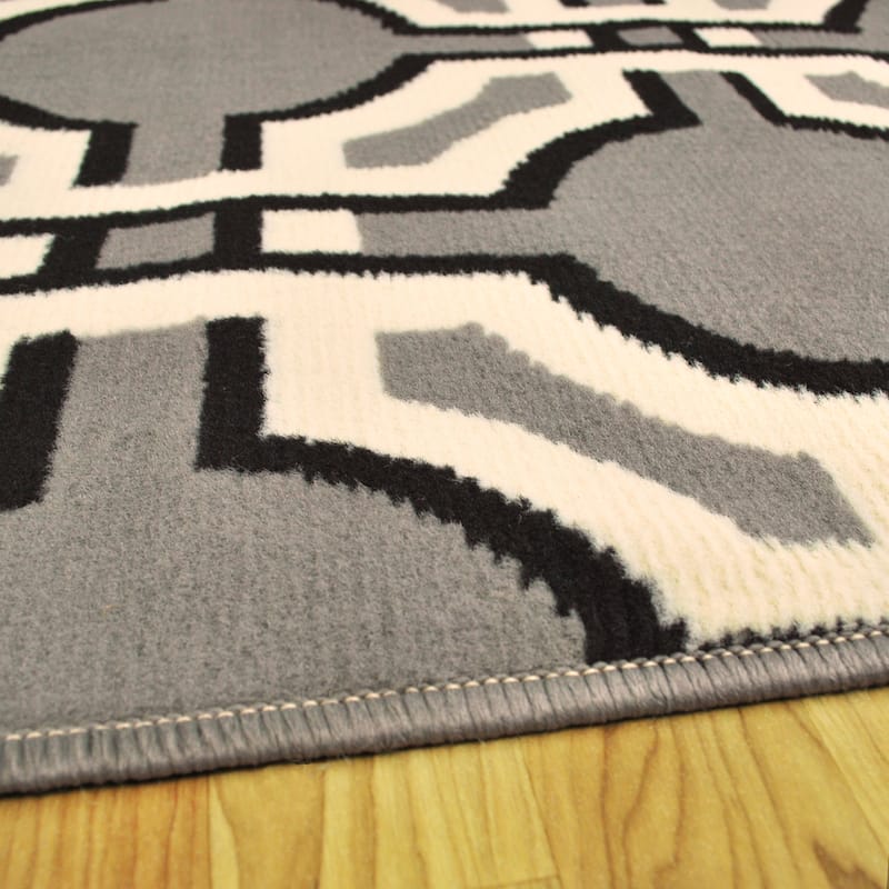 Modern Geometric Art-Deco Trellis Power-Loomed Indoor Area Rug by Superior
