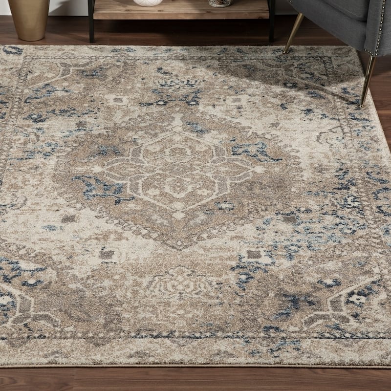 ADDISON Wellington Antique Medallion Beige/Brown Area Rug (3'3"X5'3") - 3'3" x 5'3"